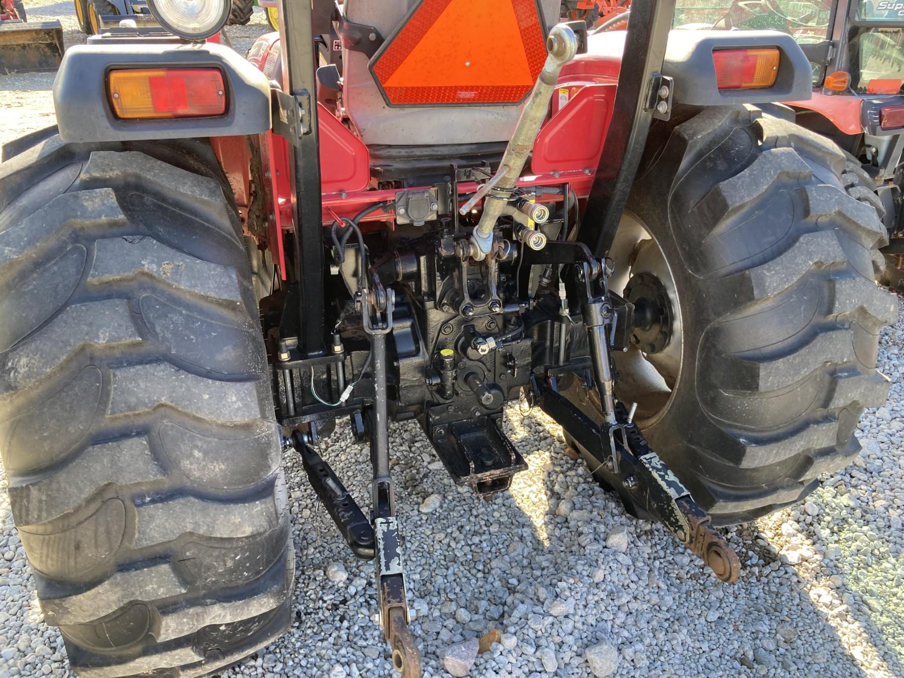 Tractor Zoom Mahindra 4035