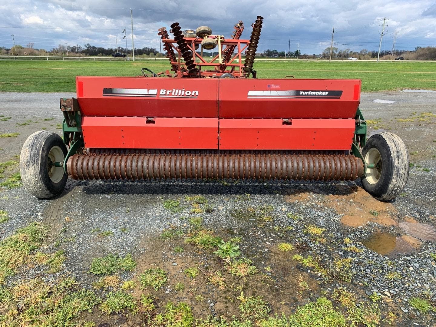 Tractor Zoom Brillion SL10