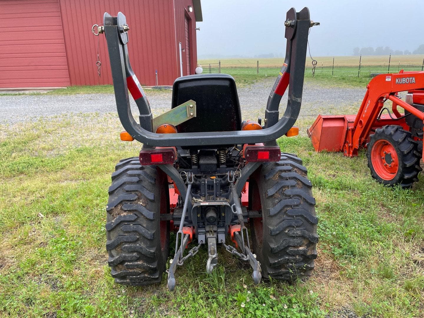 Tractor Zoom 2007 Kubota B7610