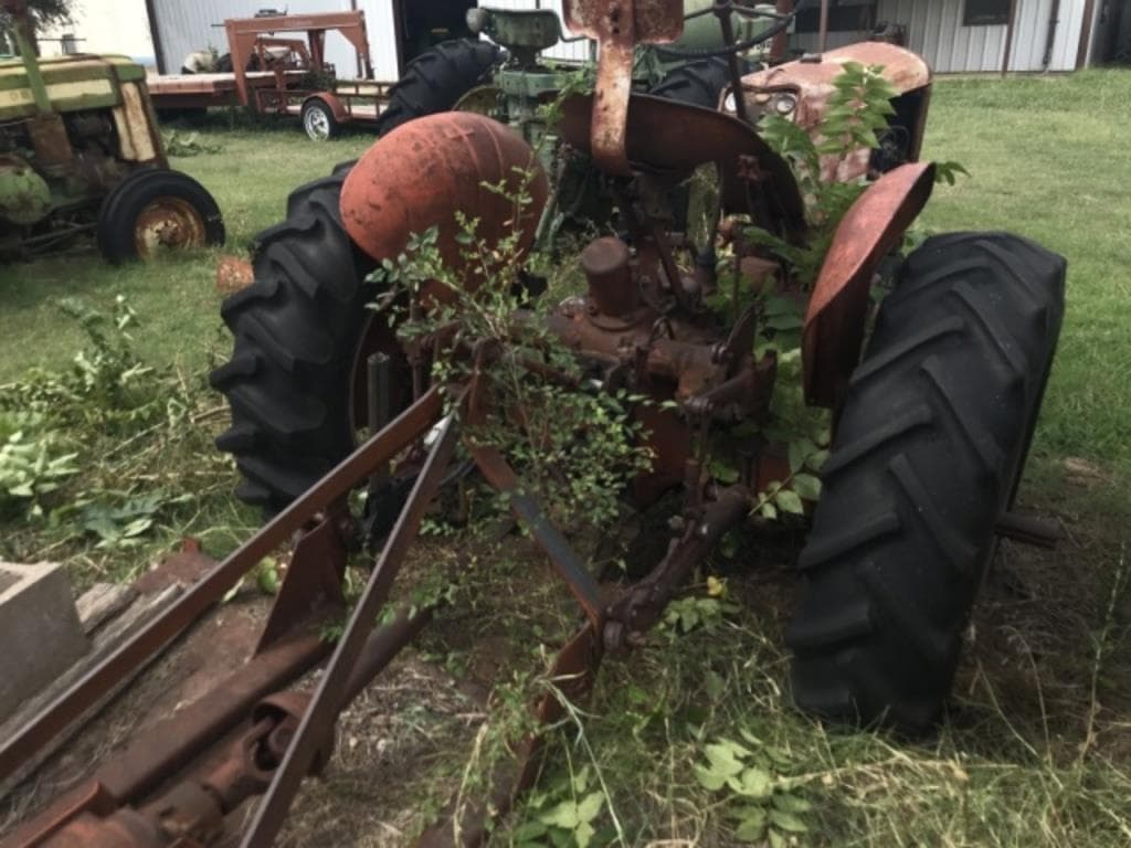 Tractor Zoom Case VAC