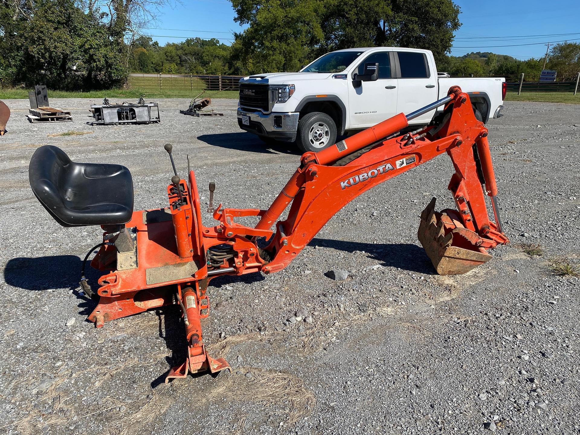 Tractor Zoom Kubota BH77