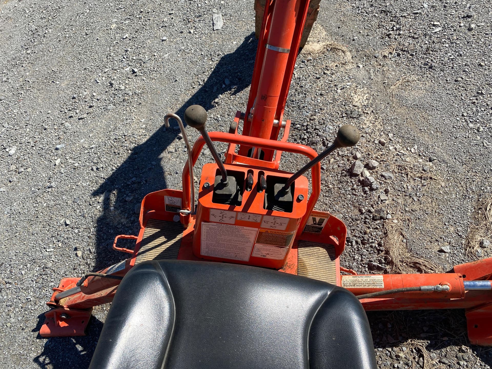 Tractor Zoom Kubota BH77