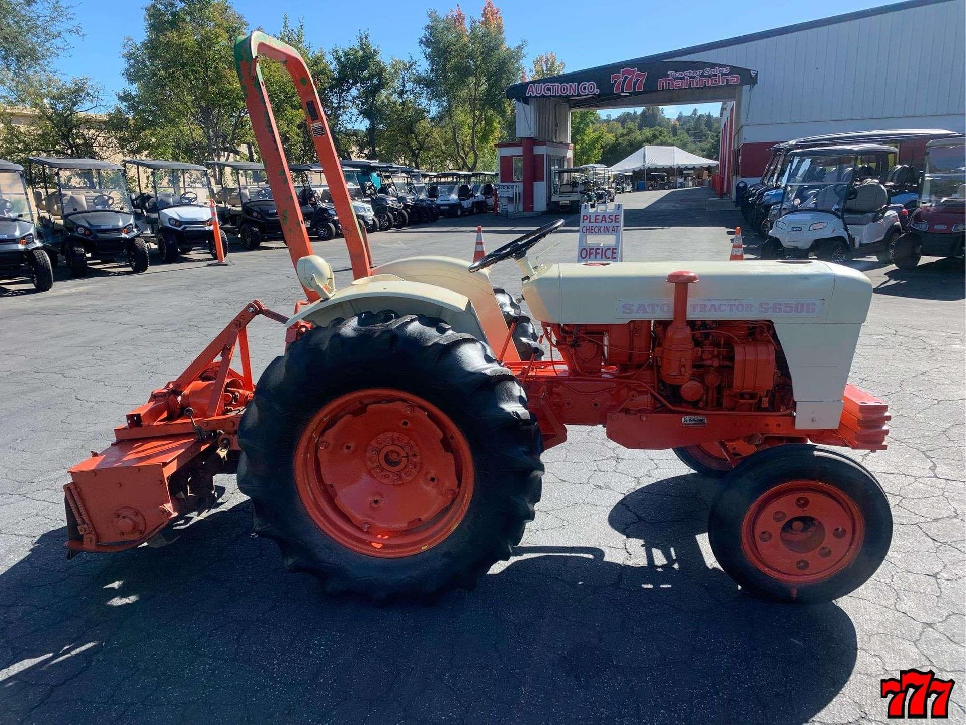 Tractor Zoom Satoh S650G