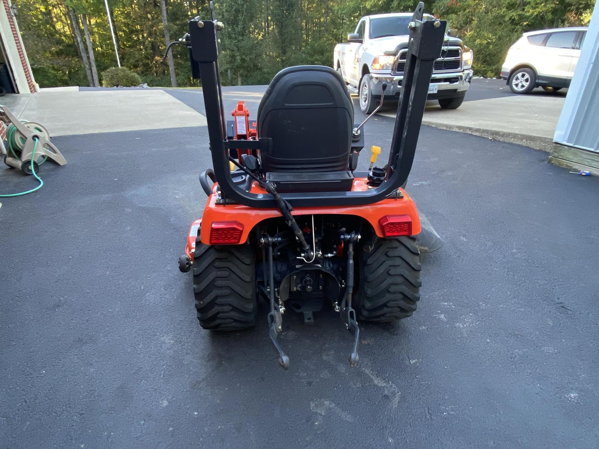 Tractor Zoom Kioti CS2510