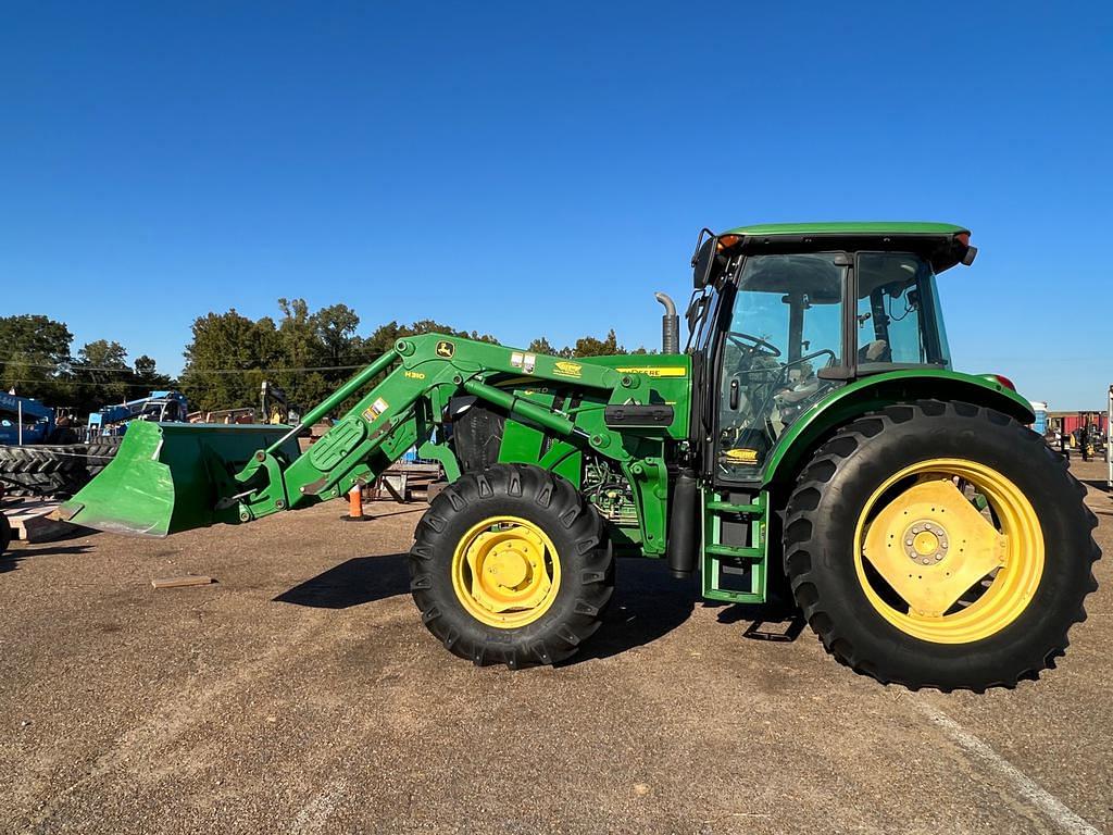 Tractor Zoom - John Deere 6115D