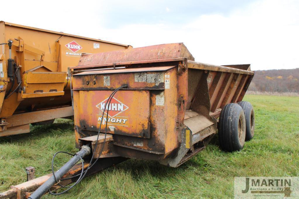Tractor Zoom Kuhn Knight 8118