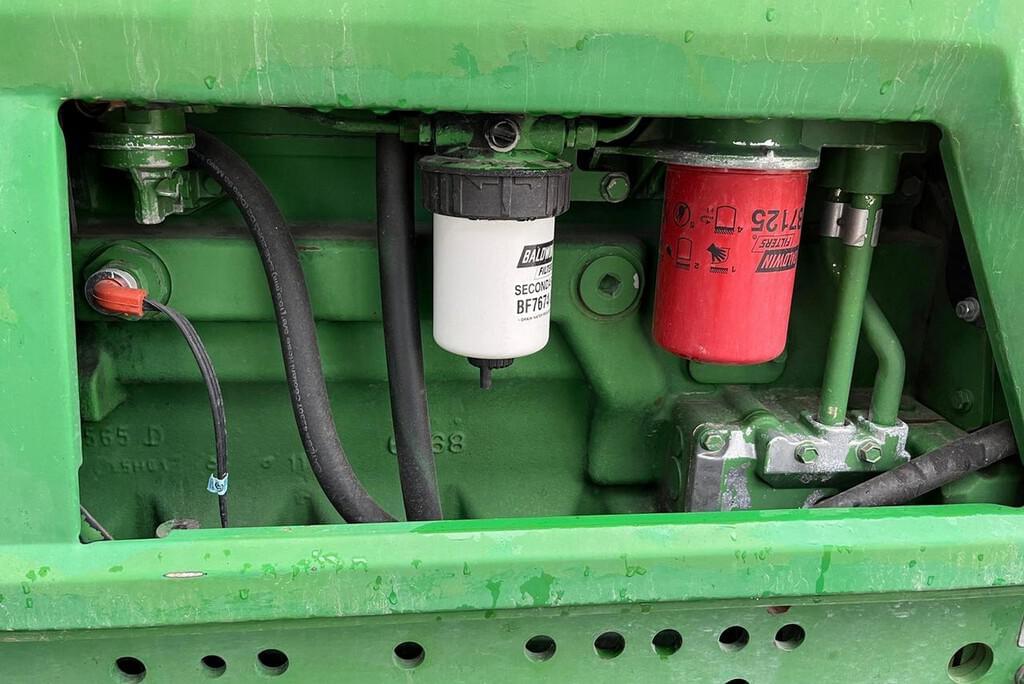 Tractor Zoom John Deere 7410