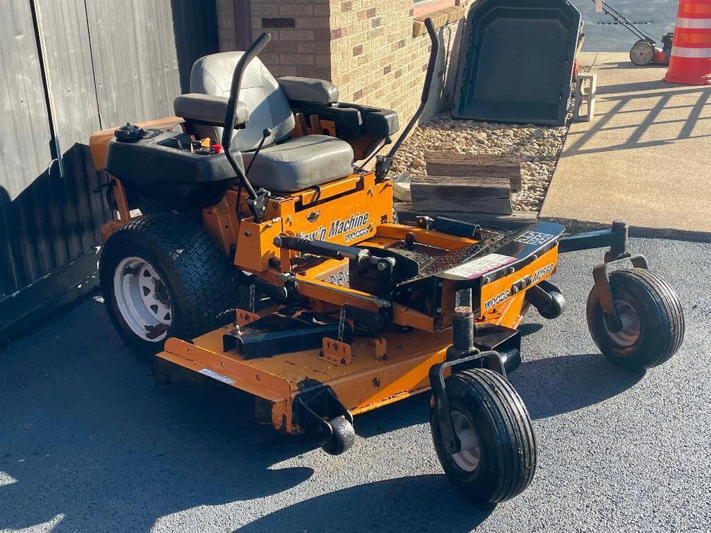 Tractor Zoom Woods M2560