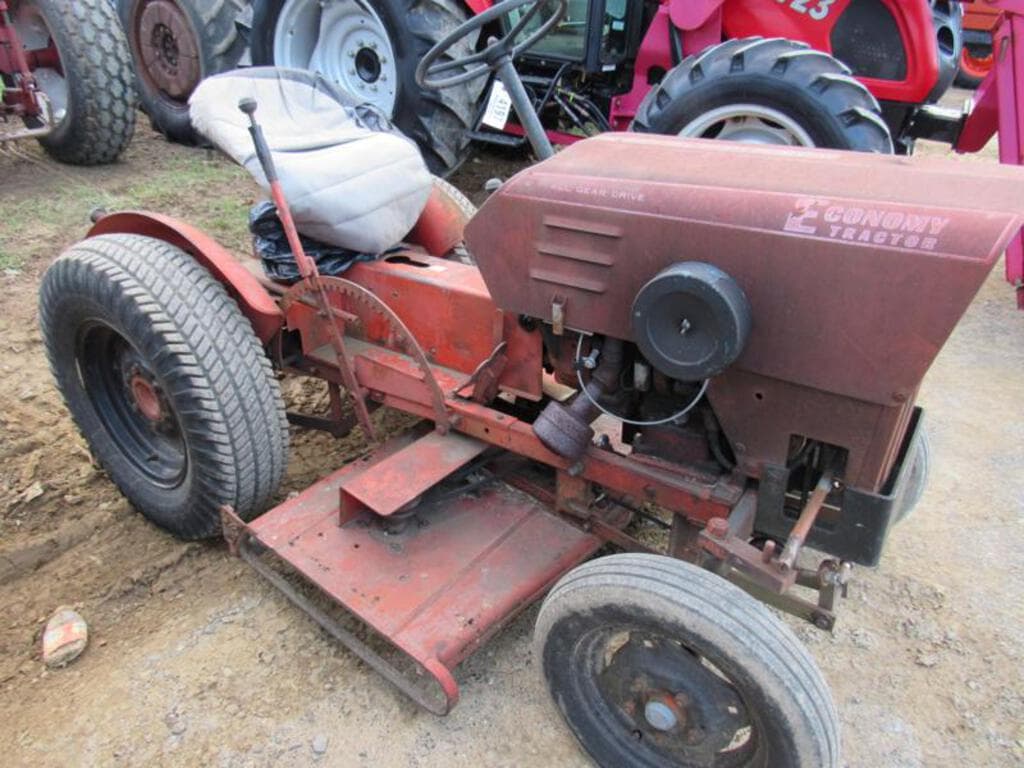 Tractor Zoom Economy Power King