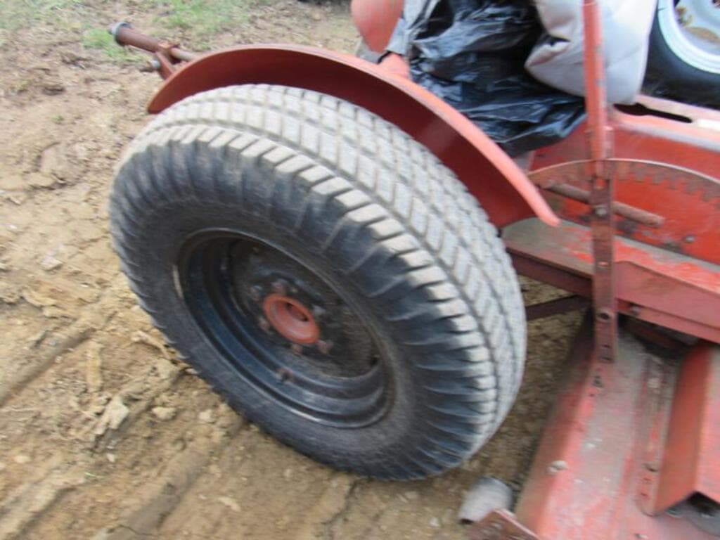 Tractor Zoom Economy Power King