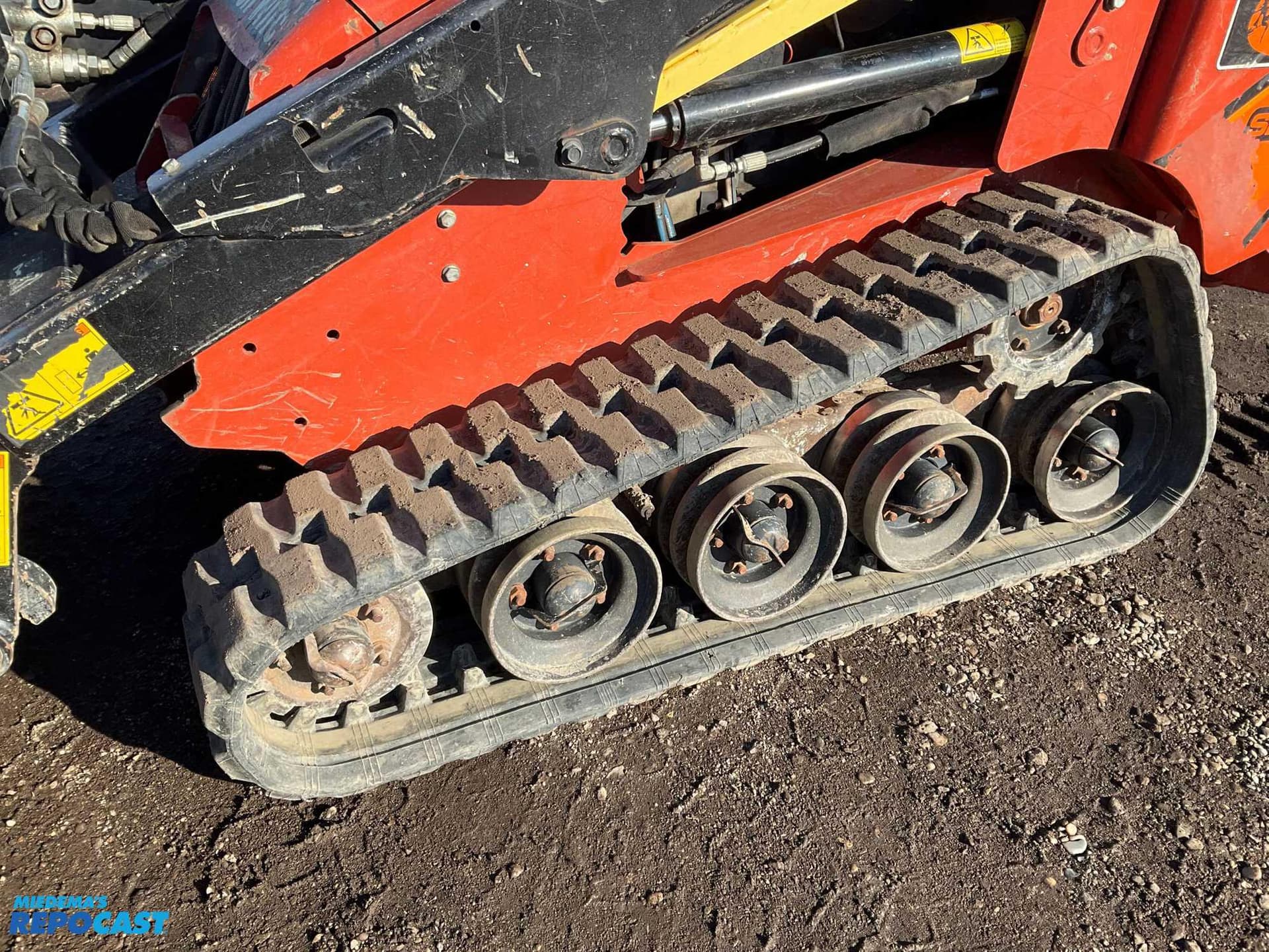 Tractor Zoom 2019 Ditch Witch SK800