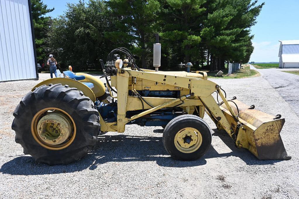 Tractor Zoom 1970 Ford 3400