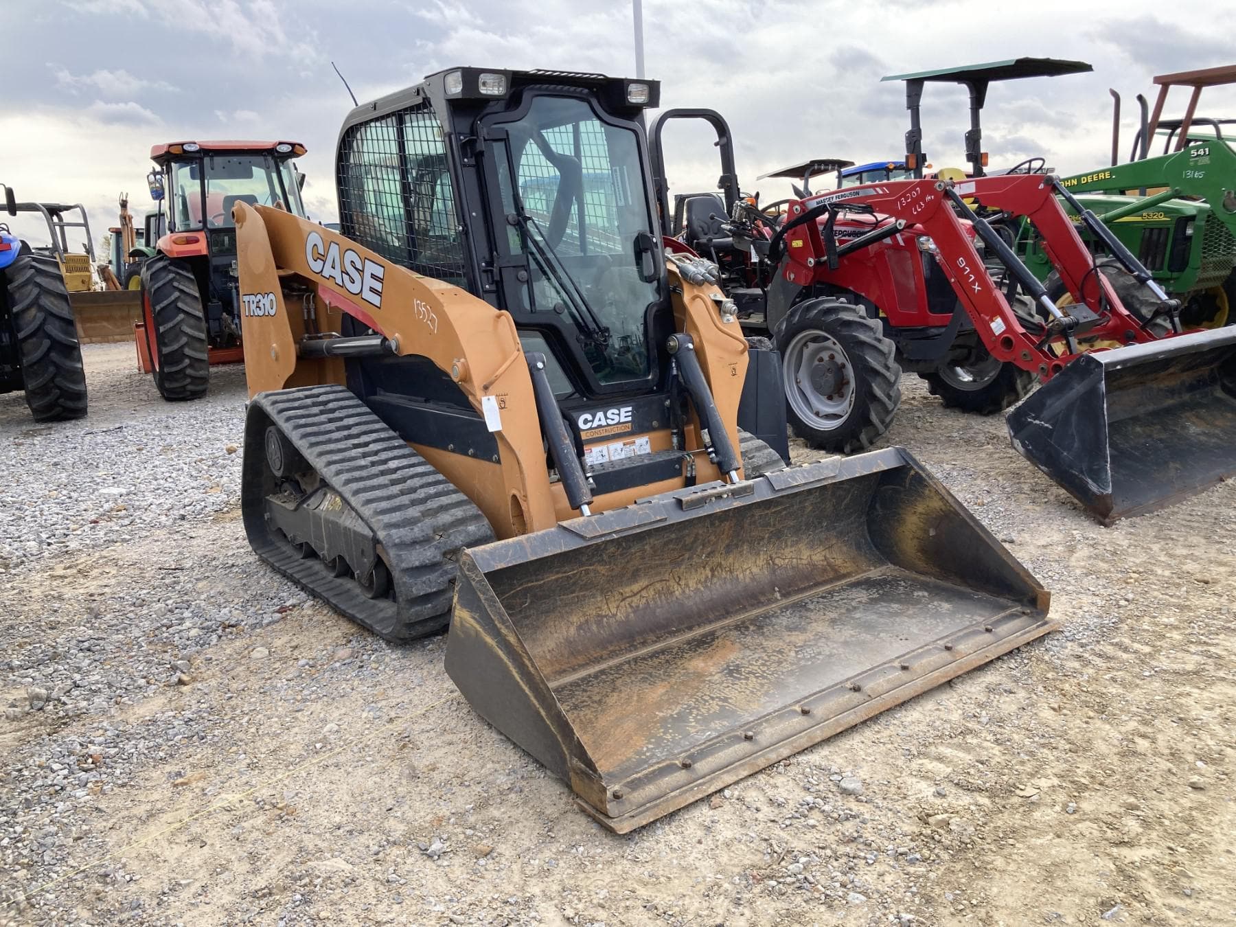 Tractor Zoom Case TR310