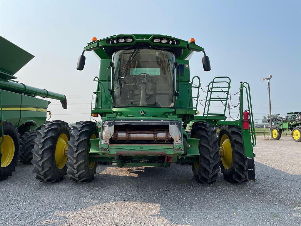 Tractor Zoom - 2015 John Deere S690