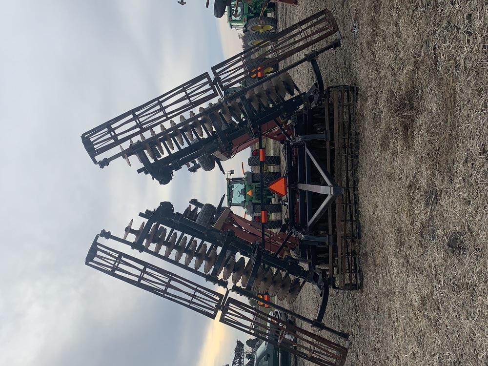 Tractor Zoom Case IH 330 Turbo Till