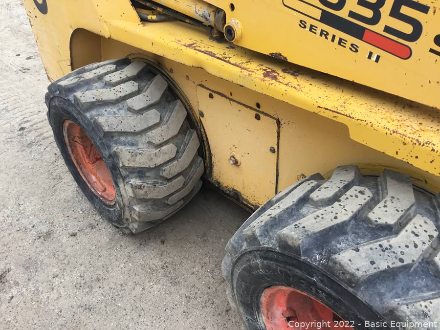 Tractor Zoom Gehl 6635 SXT