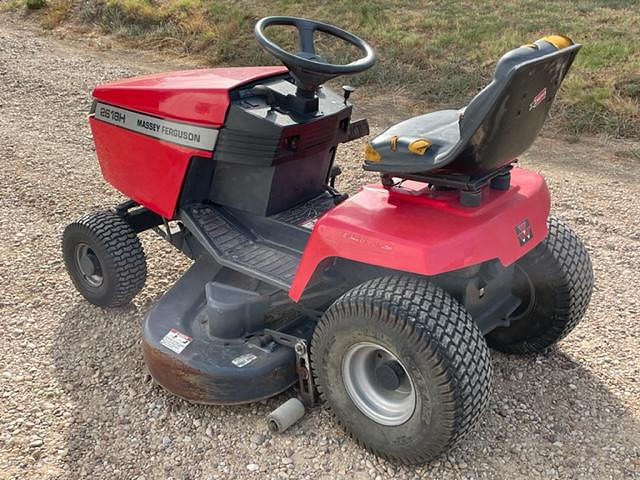 Tractor Zoom - Massey Ferguson 2618H