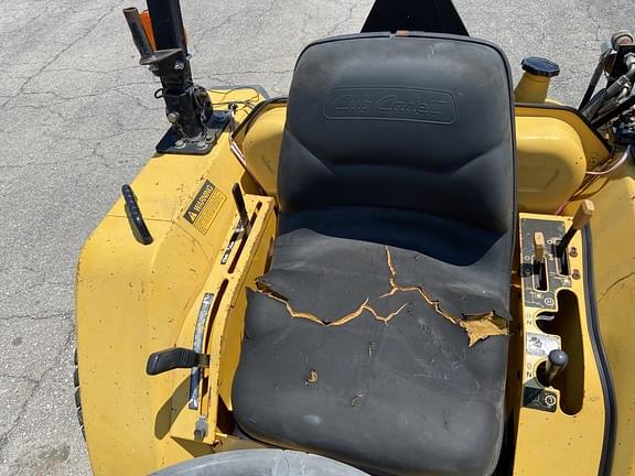 Tractor Zoom - 1996 Cub Cadet 7275