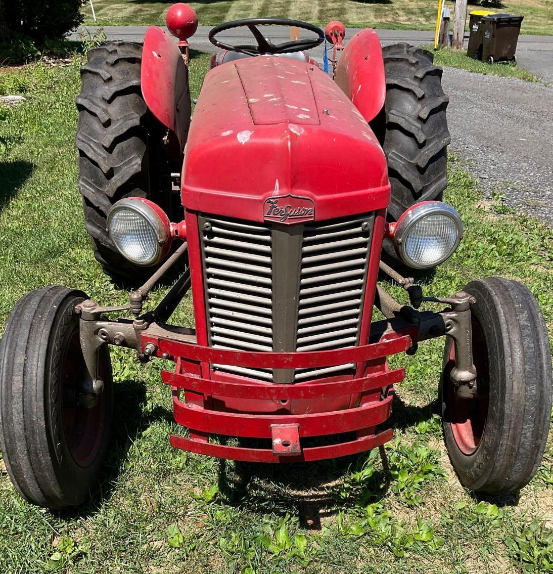 Tractor Zoom 1957 Massey Ferguson 35