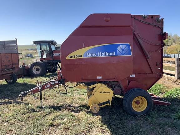 Main image New Holland BR7090 4