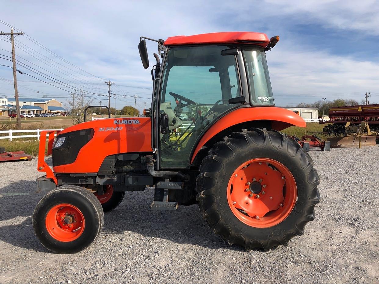 Tractor Zoom - Kubota M5040