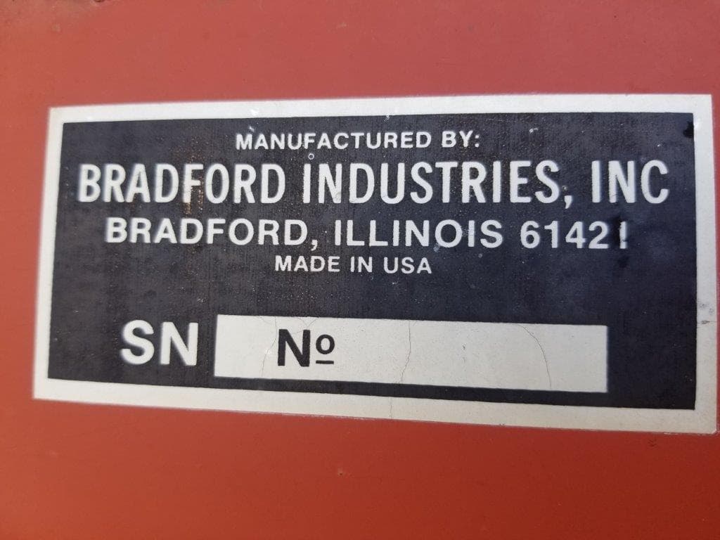 Tractor Zoom Bradford 528