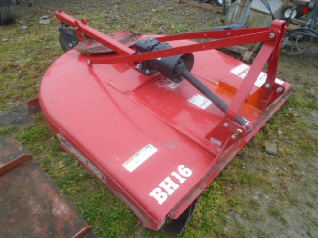 Tractor Zoom Bush Hog BH16