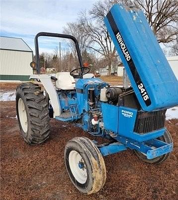 Tractor Zoom - New Holland 3415