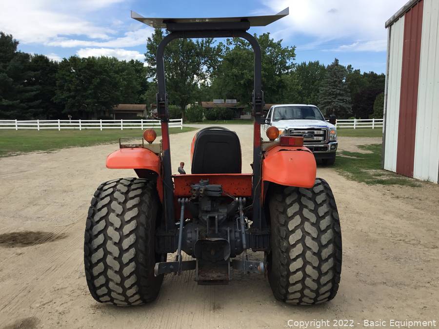 Tractor Zoom Kubota M5640SU