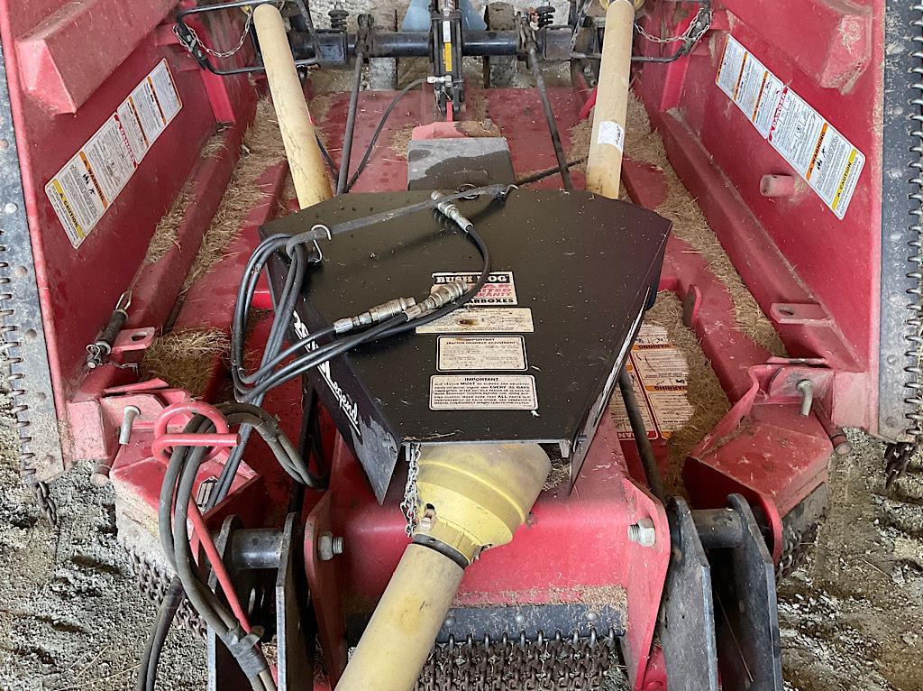Tractor Zoom Bush Hog 2615L