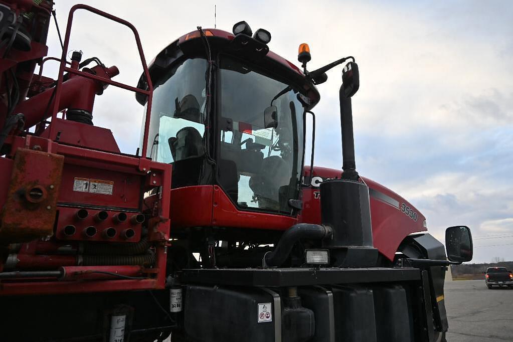 Tractor Zoom - 2013 Case IH Titan 3530