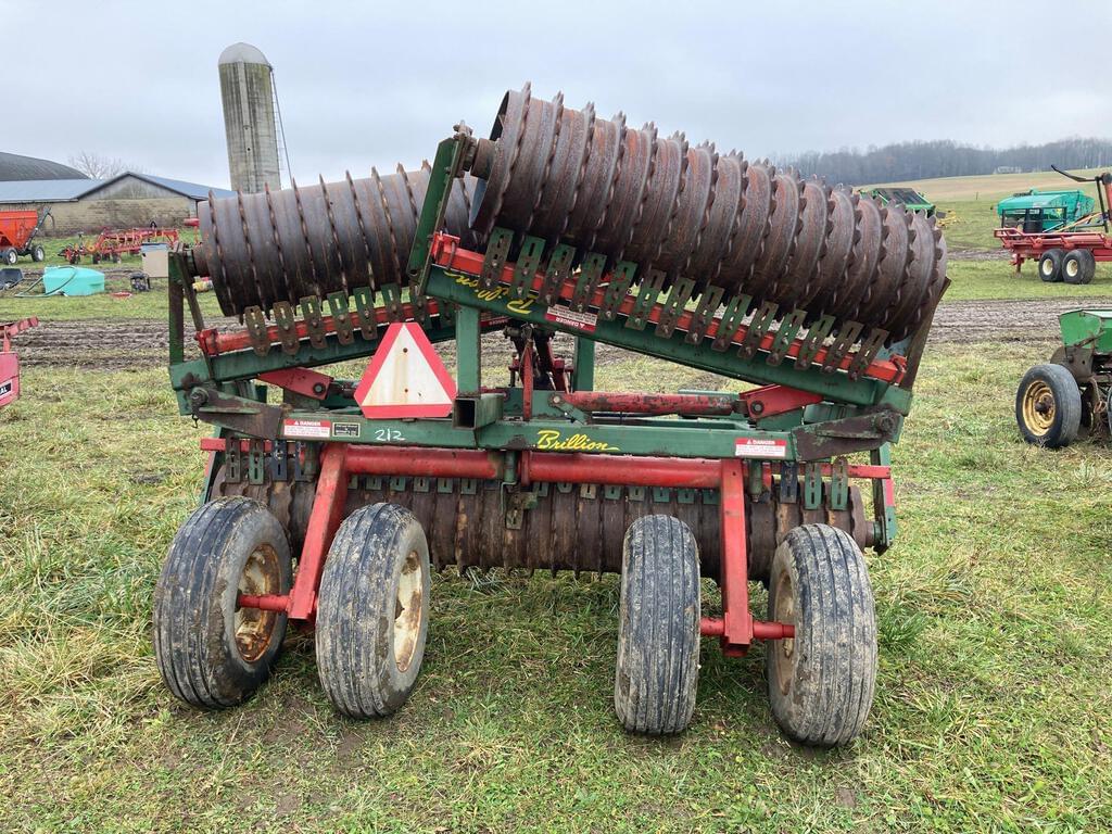 Tractor Zoom Brillion X108