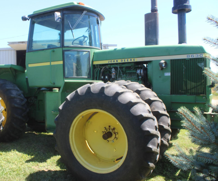 Tractor Zoom - 1978 John Deere 8630