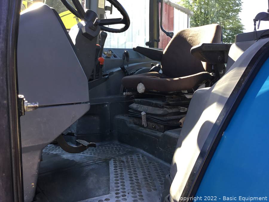 Tractor Zoom 1995 Ford 6640